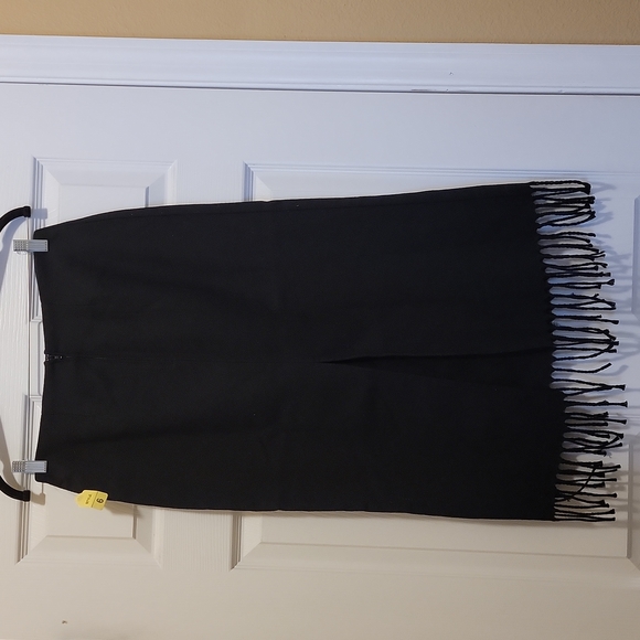 Black Wool Skirt With Fringes - Picture 7 of 8